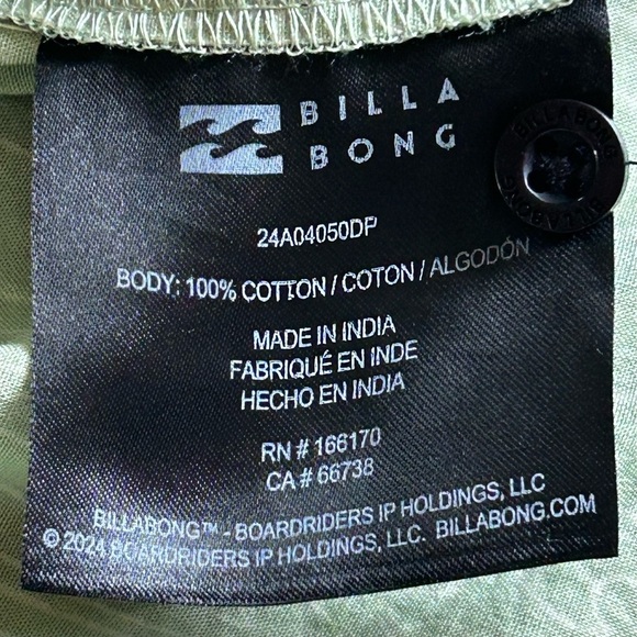NWT Billabong LowTide Short Sleeve Button Up Small Green - Picture 8 of 9